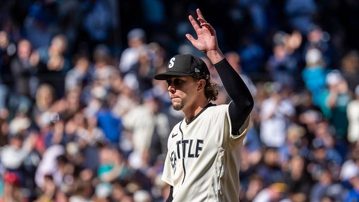Sep 27, 2026; Seattle, Washington, USA; Seattle Mariners starting pitcher Logan Gilbert (36) acknowledges fans during a game against the Los Angeles Angels at T-Mobile Park. Mandatory Credit: Stephen Brashear-Imagn Images Sep 27, 2026; Seattle, Washington, USA; Seattle Mariners starting pitcher Logan Gilbert (36) acknowledges fans during a game against the Los Angeles Angels at T-Mobile Park. Mandatory Credit: Stephen Brashear-Imagn Images