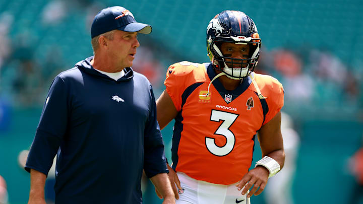 El coach de los Denver Broncos Sean Payton decidió reemplazar al quarterback Russell Wilson por Jarrett Stidham