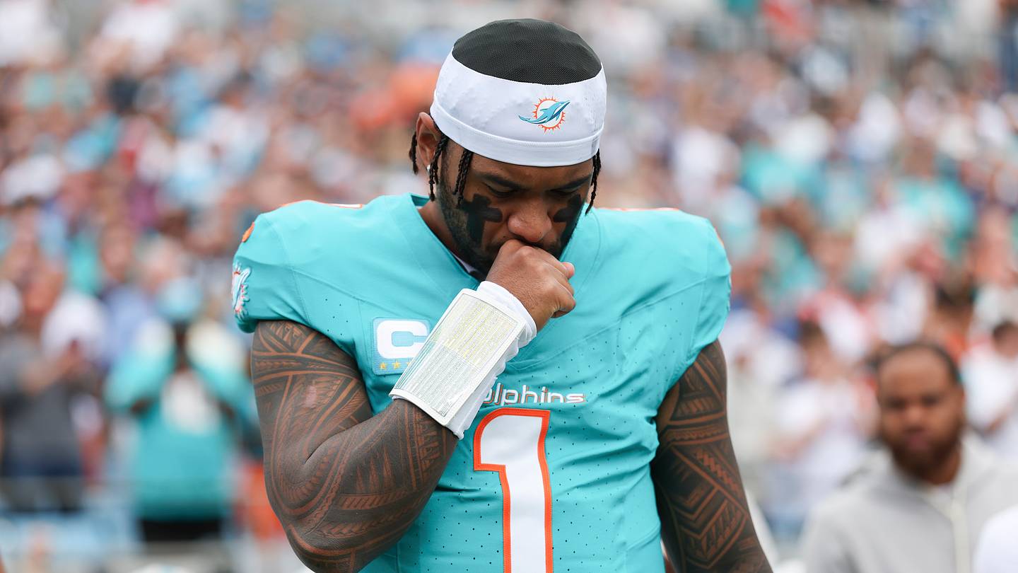 Dolphins Consider Trading Tua Tagovailoa Before Deadline