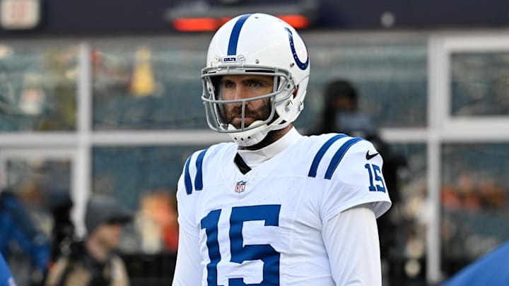Indianapolis Colts quarterback Joe Flacco (15) warms up before a game against the New England Patriots at Gillette Stadium.