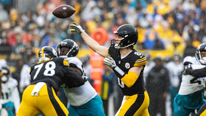 Jacksonville Jaguars v Pittsburgh Steelers