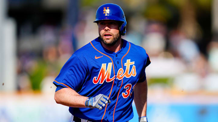 New York Mets first baseman Darin Ruf 