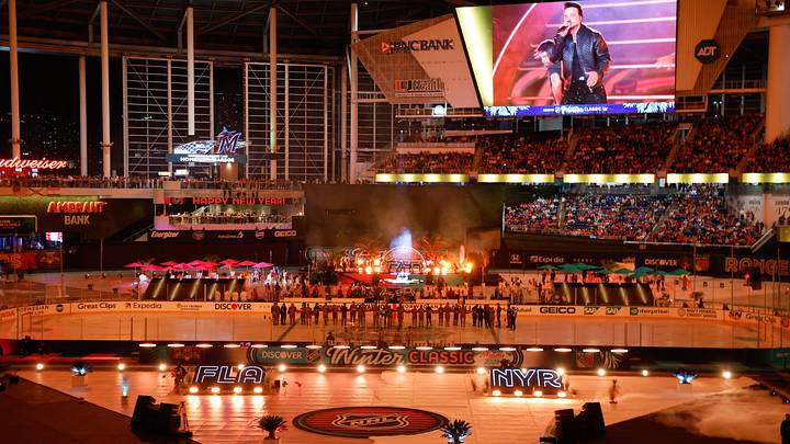A general view inside the stadium as Luis Fonsi performs prior to the 2026 Winter Classic ice hockey game between the Florida Panthers and the New York Rangers at loanDepot Park.