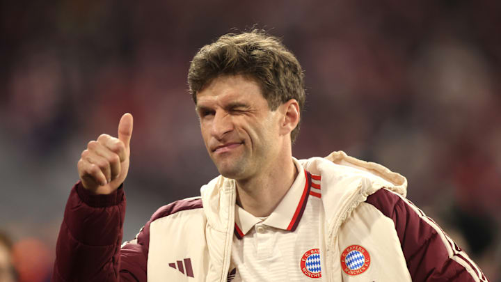 Thomas Müller sitzt gegen Inter Mailand nur auf der Bank Thomas Müller sitzt gegen Inter Mailand nur auf der Bank