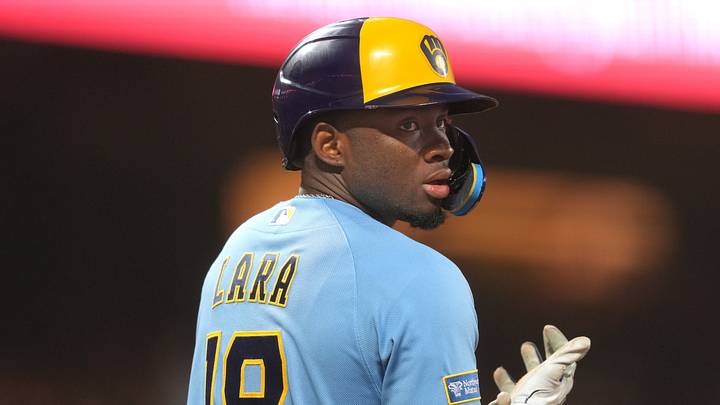Jul 27, 2026; San Francisco, California, USA; Milwaukee Brewers pinch hitter Luis Lara (18) during the seventh inning against the San Francisco Giants at Oracle Park. Mandatory Credit: Darren Yamashita-Imagn Images Jul 27, 2026; San Francisco, California, USA; Milwaukee Brewers pinch hitter Luis Lara (18) during the seventh inning against the San Francisco Giants at Oracle Park. Mandatory Credit: Darren Yamashita-Imagn Images