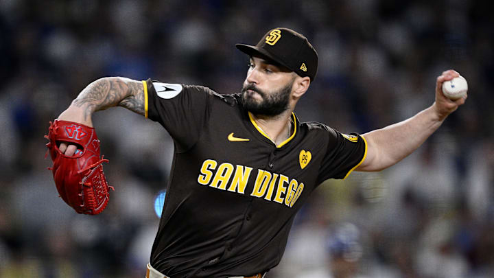 Division Series - San Diego Padres v Los Angeles Dodgers - Game 2
