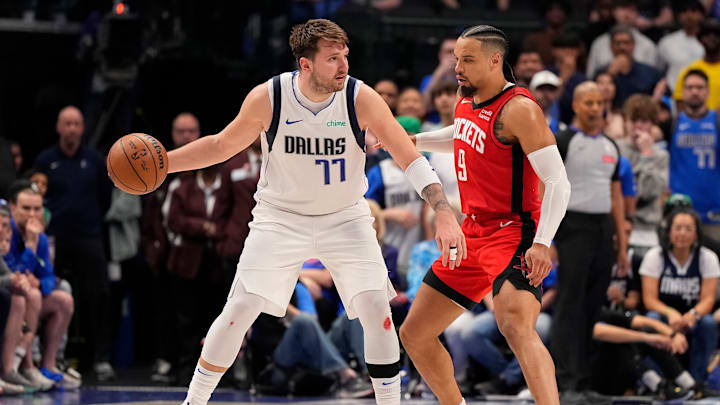 Houston Rockets v Dallas Mavericks