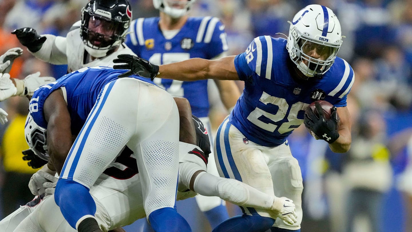 Colts' Mountainous Roster Skill Shown in Pro Bowl Voting