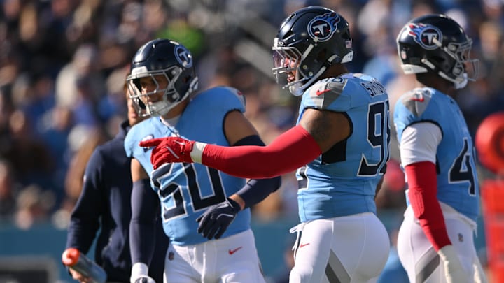Tennessee Titans defensive tackle Jeffery Simmons (98)