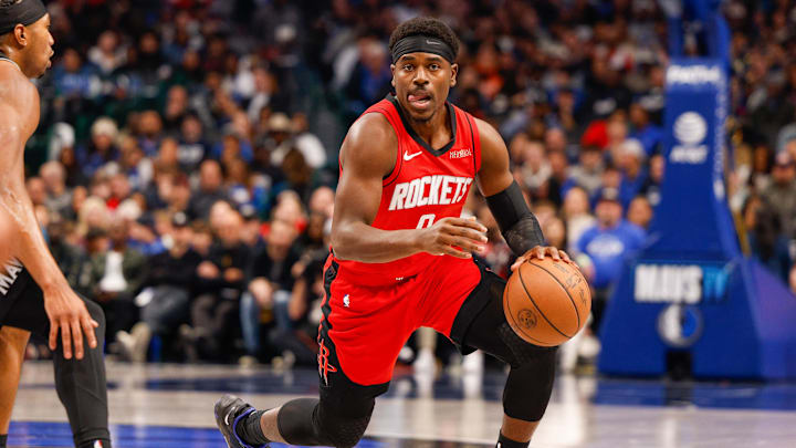Dec 6, 2025; Dallas, Texas, USA; Houston Rockets Guard Aaron Holiday (0) dribbles during the second quarter against the Dallas Mavericks at American Airlines Center. Mandatory Credit: Andrew Dieb-Imagn Images Dec 6, 2025; Dallas, Texas, USA; Houston Rockets Guard Aaron Holiday (0) dribbles during the second quarter against the Dallas Mavericks at American Airlines Center. Mandatory Credit: Andrew Dieb-Imagn Images
