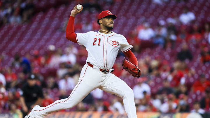 Sep 24, 2025; Cincinnati, Ohio, USA; Cincinnati Reds starting pitcher Hunter Greene (21) pitches against the Pittsburgh Pirates in the first inning at Great American Ball Park. Mandatory Credit: Katie Stratman-Imagn Images Sep 24, 2025; Cincinnati, Ohio, USA; Cincinnati Reds starting pitcher Hunter Greene (21) pitches against the Pittsburgh Pirates in the first inning at Great American Ball Park. Mandatory Credit: Katie Stratman-Imagn Images