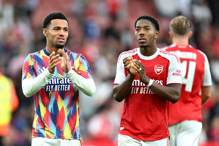 伊森·恩瓦内里，迈尔斯·刘易斯-斯凯利