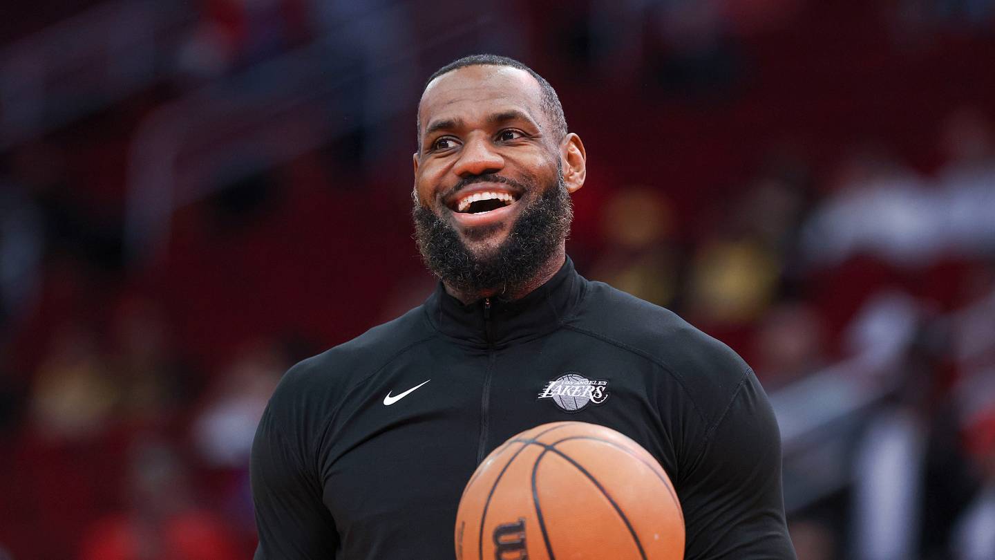 76ers got an early taste of the LeBron effect before he plays a single minute