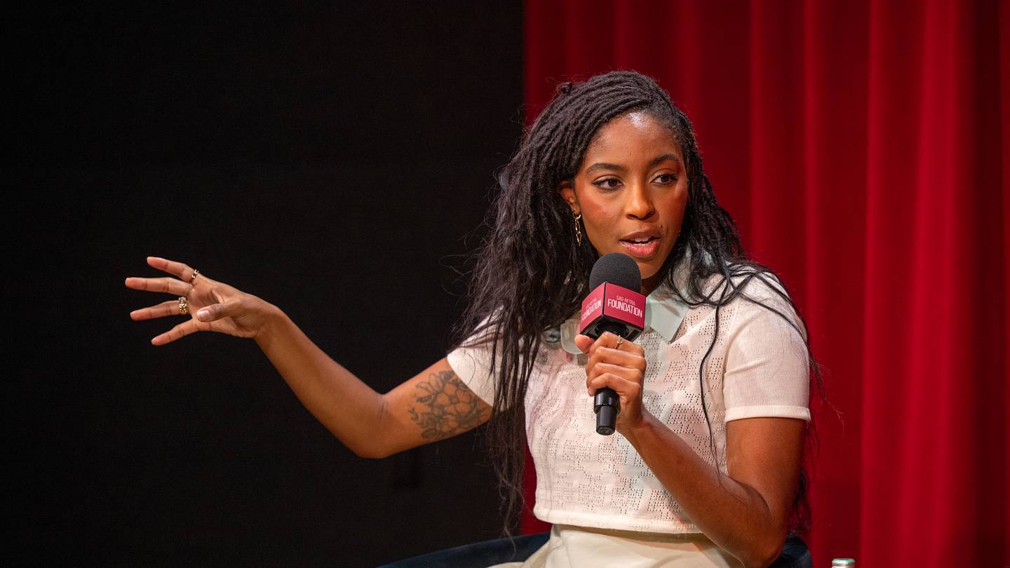 Jessica Williams Slams Trump for Scapegoating Black Icons