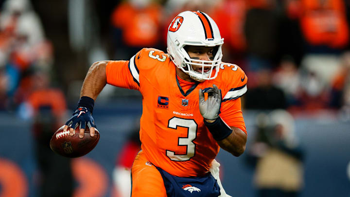 New England Patriots v Denver Broncos