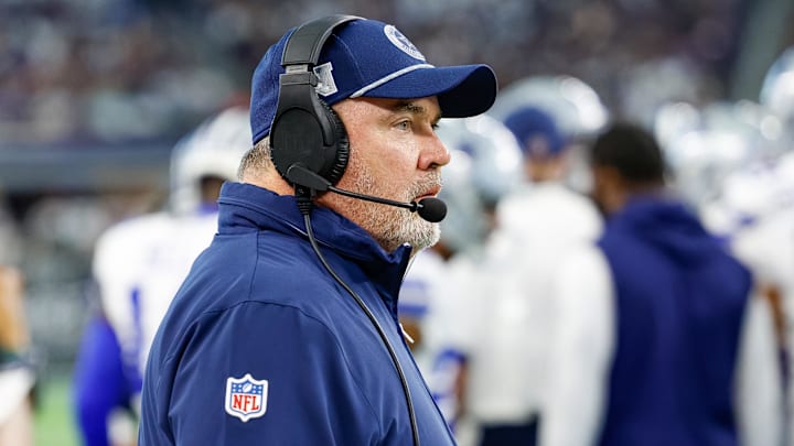 Sep 22, 2024; Arlington, Texas, USA; Dallas Cowboys head coach Mike McCarthy looks on during the first quarter against the Baltimore Ravens at AT&T Stadium. Mandatory Credit: Andrew Dieb-Imagn Images