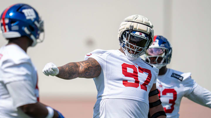 New York Giants defensive tackle Dexter Lawrence II  