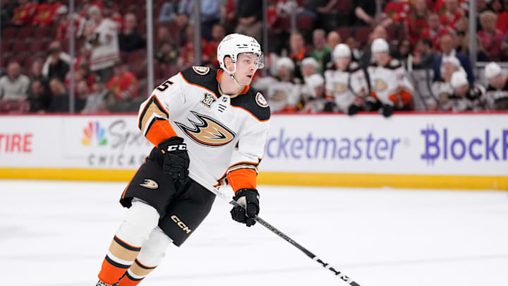 Anaheim Ducks v Chicago Blackhawks