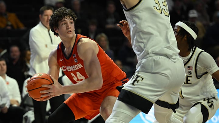 Clemson Tigers center PJ Hall (24)