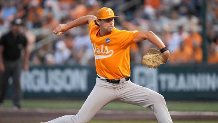 Tennessee pitcher AJ Russell (33) pitches during a NCAA regional baseball game between the Tennessee Volunteers and Cincinnati Bearcats at Lindsey Nelson Stadium in Knoxville, Tenn., on May 31, 2025. Tennessee pitcher AJ Russell (33) pitches during a NCAA regional baseball game between the Tennessee Volunteers and Cincinnati Bearcats at Lindsey Nelson Stadium in Knoxville, Tenn., on May 31, 2025.