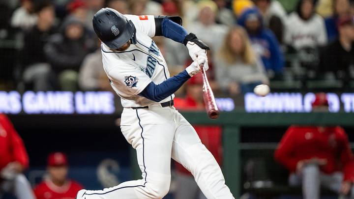 Sep 26, 2026; Seattle, Washington, USA; Seattle Mariners pinch hitter Taylor Ward (27) hits a two-run single during the seventh inning against the Los Angeles Angels at T-Mobile Park. Mandatory Credit: Stephen Brashear-Imagn Images Sep 26, 2026; Seattle, Washington, USA; Seattle Mariners pinch hitter Taylor Ward (27) hits a two-run single during the seventh inning against the Los Angeles Angels at T-Mobile Park. Mandatory Credit: Stephen Brashear-Imagn Images