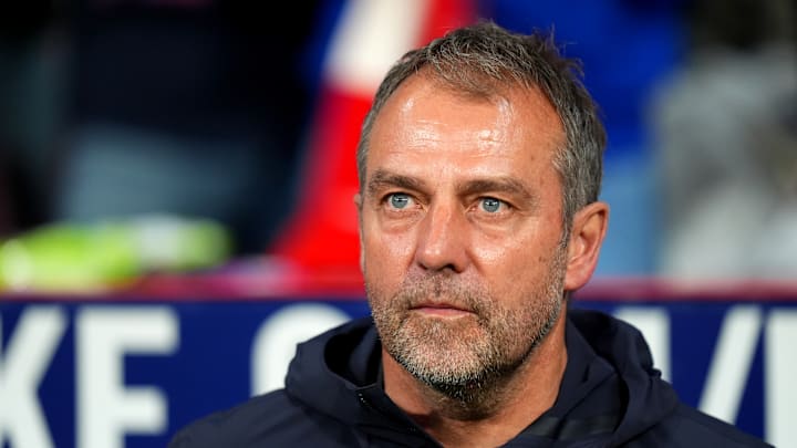 Hansi Flick et le Barça connaissent l'arbitre qui sera au sifflet pour FC Barcelone - Borussia Dortmund