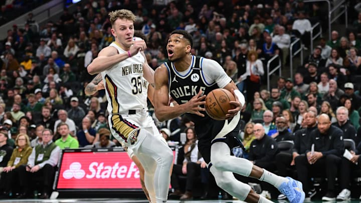 Apr 10, 2025; Milwaukee, Wisconsin, USA; Milwaukee Bucks forward Giannis Antetokounmpo (34) looks for a shot against New Orleans Pelicans center Kylor Kelley (35) in the third quarter at Fiserv Forum. Mandatory Credit: Benny Sieu-Imagn Images Apr 10, 2025; Milwaukee, Wisconsin, USA; Milwaukee Bucks forward Giannis Antetokounmpo (34) looks for a shot against New Orleans Pelicans center Kylor Kelley (35) in the third quarter at Fiserv Forum. Mandatory Credit: Benny Sieu-Imagn Images