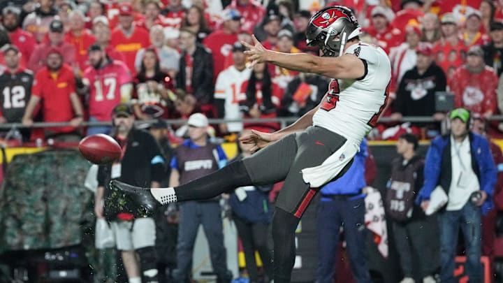 The Atlanta Falcons made a move in the front office and on their roster on Monday.