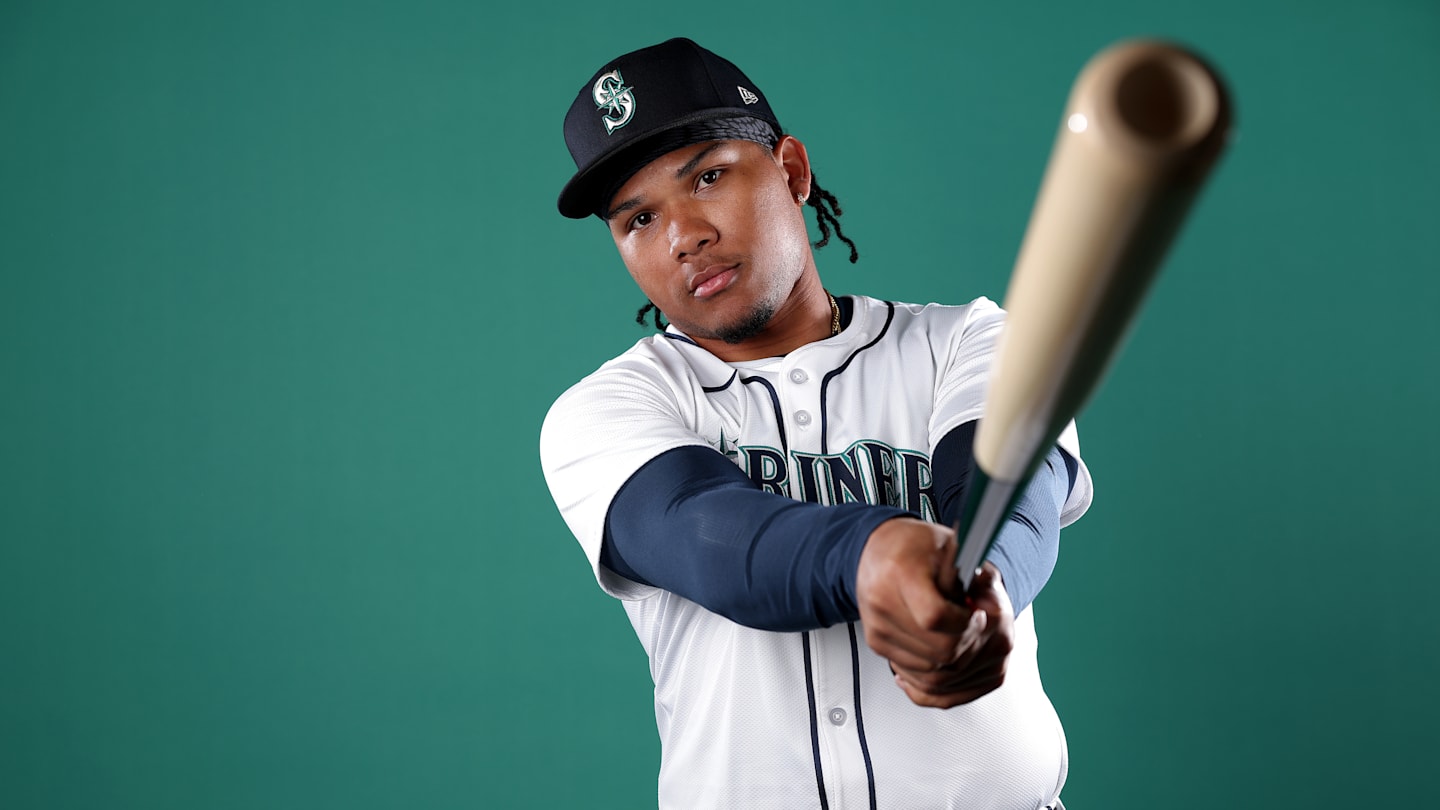 Michael Arroyo's viral bat flip is the latest win for Mariners' stacked  farm system