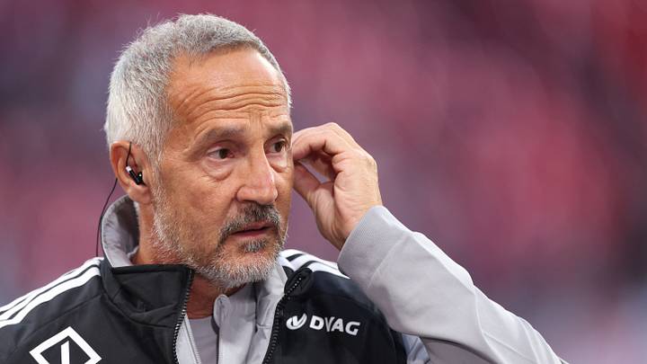 Adi Hütter hat bestätigt, dass Robin Koch Kapitän bleibt Adi Hütter hat bestätigt, dass Robin Koch Kapitän bleibt