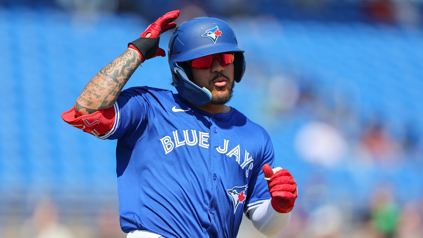 Blue Jays prospect, who was spared in Rule 5 Draft, is raking in Winter League