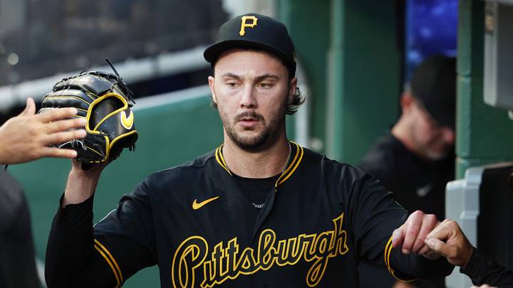 May 28, 2026; Pittsburgh, Pennsylvania, USA; Pittsburgh Pirates teammates greet starting pitcher Paul Skenes (30) in the dugout after being removed during the sixth inning against the Chicago Cubs at PNC Park. Mandatory Credit: Charles LeClaire-Imagn Images May 28, 2026; Pittsburgh, Pennsylvania, USA; Pittsburgh Pirates teammates greet starting pitcher Paul Skenes (30) in the dugout after being removed during the sixth inning against the Chicago Cubs at PNC Park. Mandatory Credit: Charles LeClaire-Imagn Images