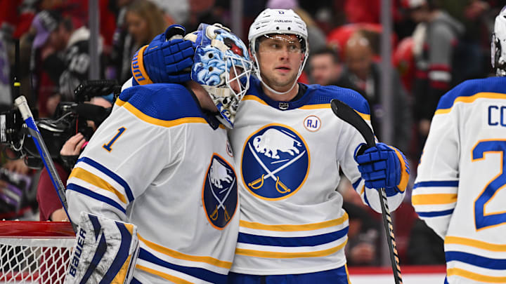 Buffalo Sabres v Chicago Blackhawks
