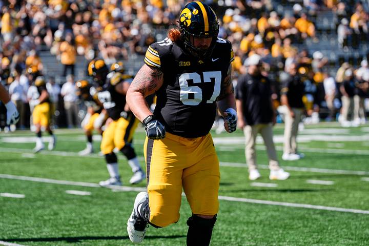 Meet Steelers Rookie Gennings Dunker