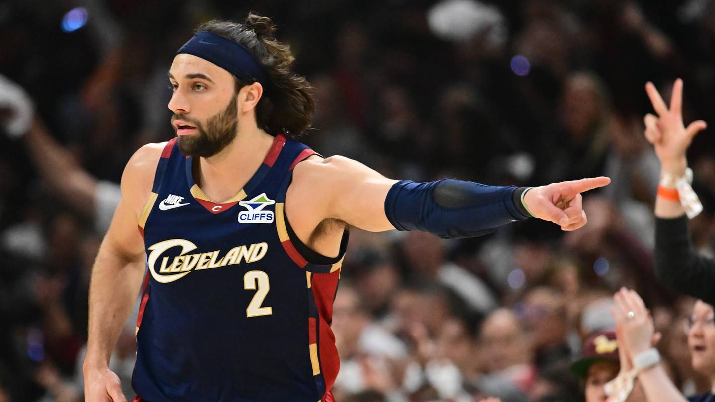 Max Strus: Low-Risk Addition Bolsters Clippers' Guard Rotation