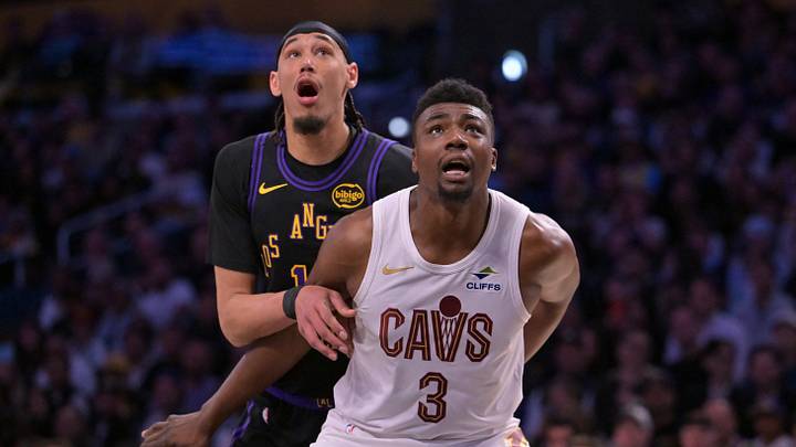 Mar 31, 2026; Los Angeles, California, USA; Los Angeles Lakers center Jaxson Hayes (11) and Cleveland Cavaliers center Thomas Bryant (3) box out in the first half at Crypto.com Arena. Mandatory Credit: Jayne Kamin-Oncea-Imagn Images Mar 31, 2026; Los Angeles, California, USA; Los Angeles Lakers center Jaxson Hayes (11) and Cleveland Cavaliers center Thomas Bryant (3) box out in the first half at Crypto.com Arena. Mandatory Credit: Jayne Kamin-Oncea-Imagn Images