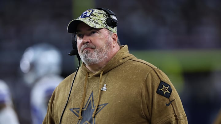 Nov 12, 2023; Arlington, Texas, USA;  Dallas Cowboys head coach Mike McCarthy during the game