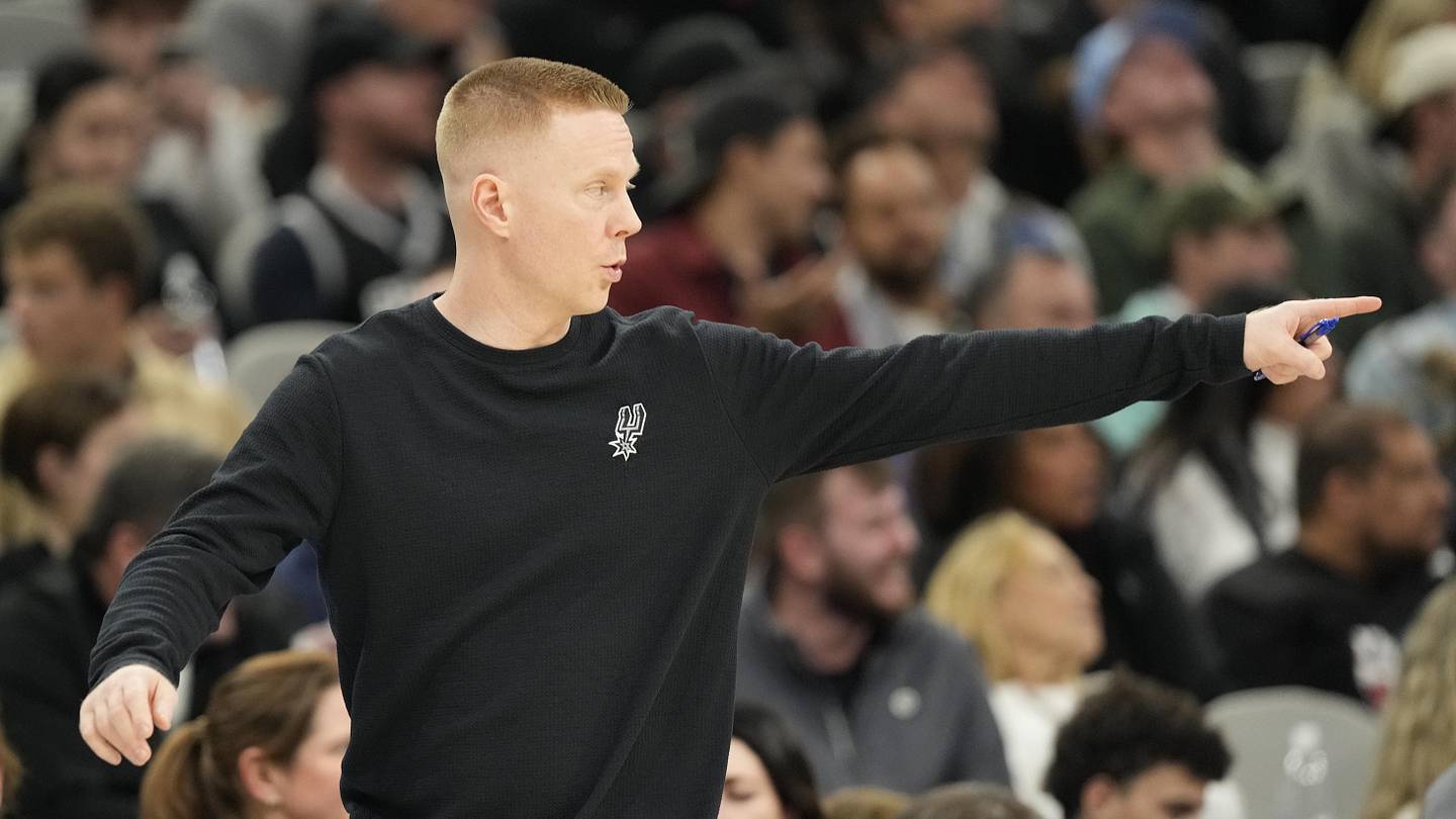 Orlando Magic balance two very different priorities with coaching staff