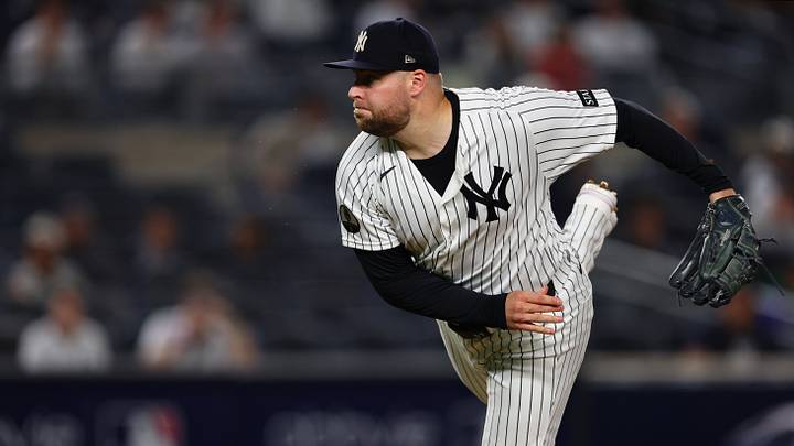 Sep 30, 2026; Bronx, New York, USA; New York Yankees pitcher David Bednar (53) delivers a pitch in the eighth inning against the Boston Red Sox during game two of the Wildcard round for the 2026 MLB Playoffs at Yankee Stadium. Mandatory Credit: Vincent Carchietta-Imagn Images Sep 30, 2026; Bronx, New York, USA; New York Yankees pitcher David Bednar (53) delivers a pitch in the eighth inning against the Boston Red Sox during game two of the Wildcard round for the 2026 MLB Playoffs at Yankee Stadium. Mandatory Credit: Vincent Carchietta-Imagn Images