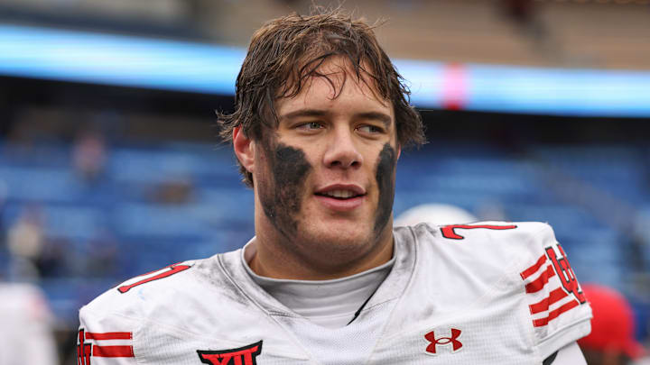 Utah left tackle and top 2026 draft prospect Caleb Lomu Utah left tackle and top 2026 draft prospect Caleb Lomu