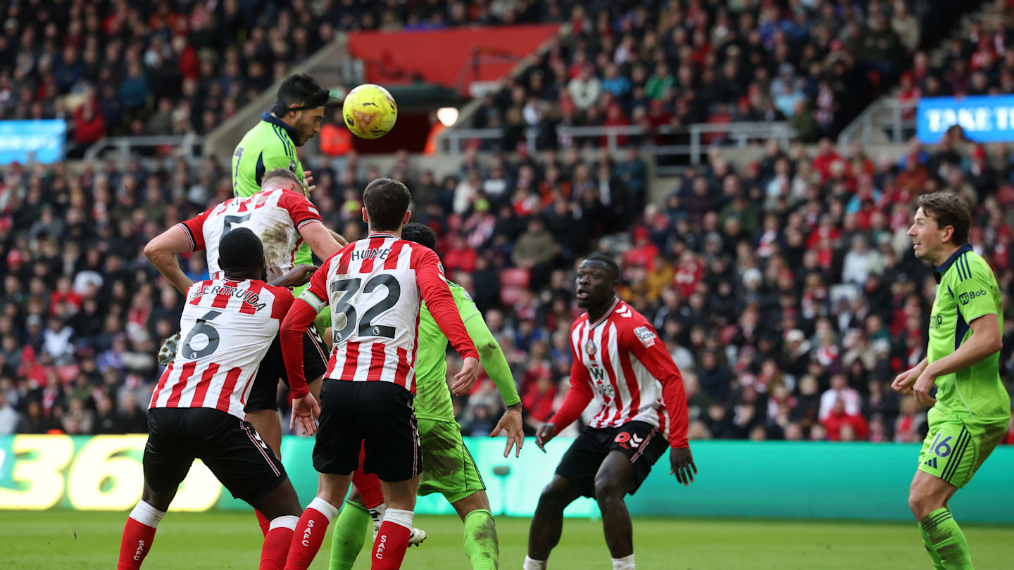 Sunderland 1-3 Fulham: Jimenez And Iwobi Condemn The Home Side At The Stadium Of Light