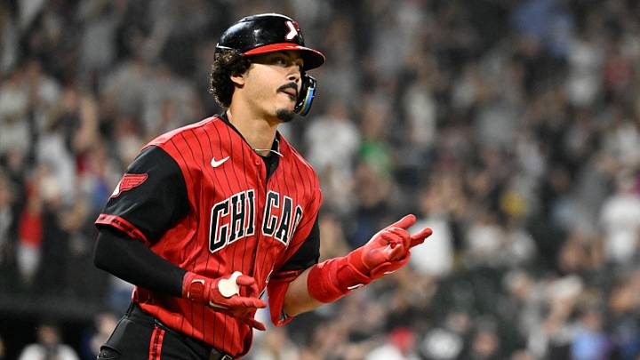 Aug 21, 2026; Chicago, Illinois, USA; Chicago White Sox third baseman Miguel Vargas (20) gestures after he hits a two-run home run during the sixth inning against the New York Mets at Rate Field. Mandatory Credit: Matt Marton-Imagn Images Aug 21, 2026; Chicago, Illinois, USA; Chicago White Sox third baseman Miguel Vargas (20) gestures after he hits a two-run home run during the sixth inning against the New York Mets at Rate Field. Mandatory Credit: Matt Marton-Imagn Images