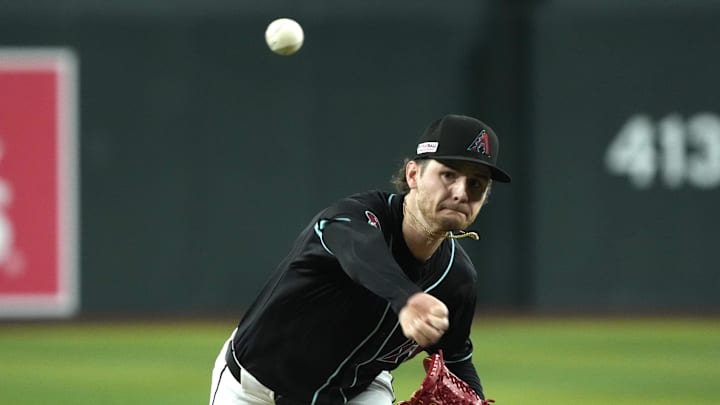 Jun 14, 2024; Phoenix, Arizona, USA; Arizona Diamondbacks pitcher Ryne Nelson (19) throws against the Chicago White Sox in the first inning at Chase Field. Mandatory Credit: Rick Scuteri-USA TODAY Sports