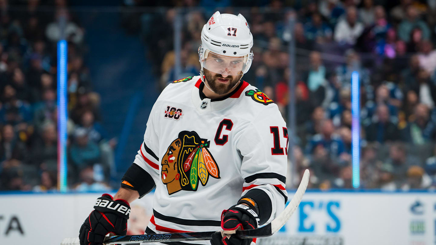 Blackhawks Captain Inching Toward Return