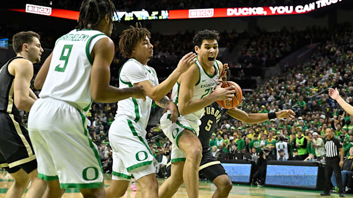 Jan 18, 2025; Eugene, Oregon, USA; Oregon Ducks forward Brandon Angel (21) grabs a rebound during the second half against the Purdue Boilermakers at Matthew Knight Arena. Mandatory Credit: Craig Strobeck-Imagn Images Jan 18, 2025; Eugene, Oregon, USA; Oregon Ducks forward Brandon Angel (21) grabs a rebound during the second half against the Purdue Boilermakers at Matthew Knight Arena. Mandatory Credit: Craig Strobeck-Imagn Images