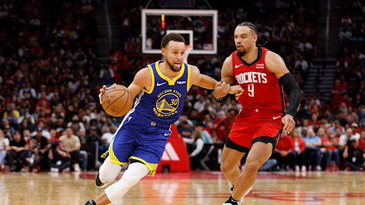 Curry fue clave en la victoria de los Warriors