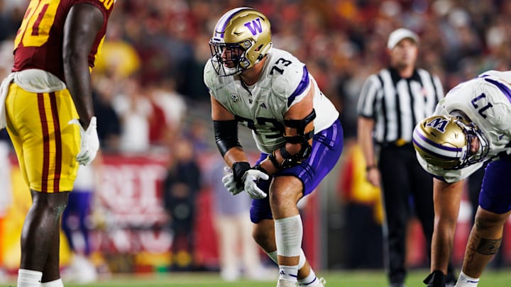 Washington offensive tackle Roger Rosengarten