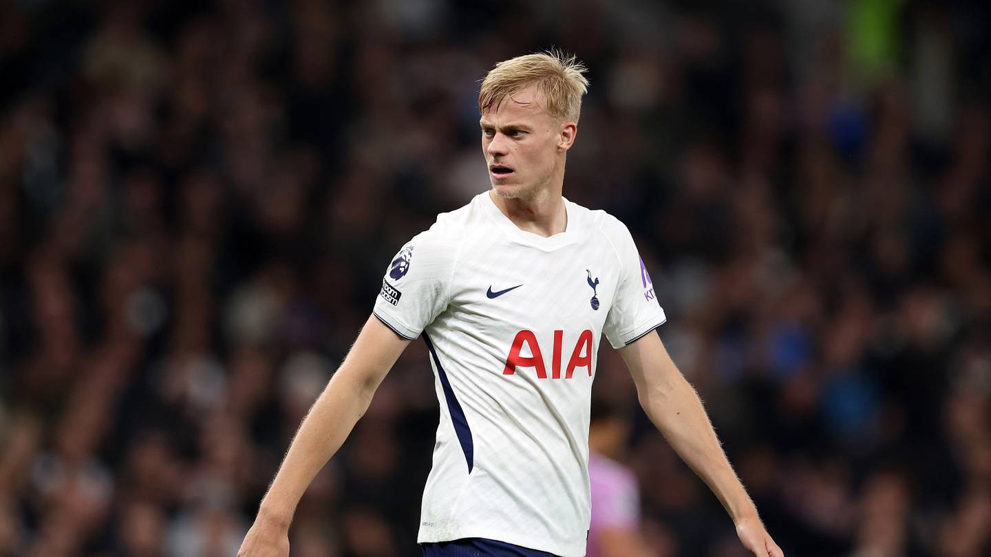 Tosin Adarabioyo is the motivation Jan Paul van Hecke needs - Hotspur HQ
