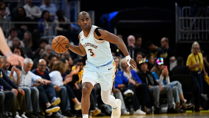 San Antonio Spurs v Golden State Warriors
