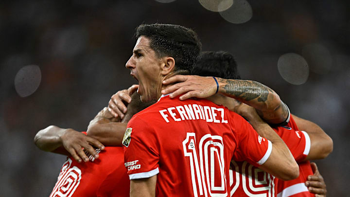 TOPSHOT-FBL-LIBERTADORES-FLUMINENSE-RIVER